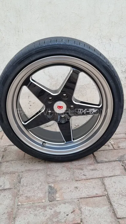 alloys rims and tyre Image-1