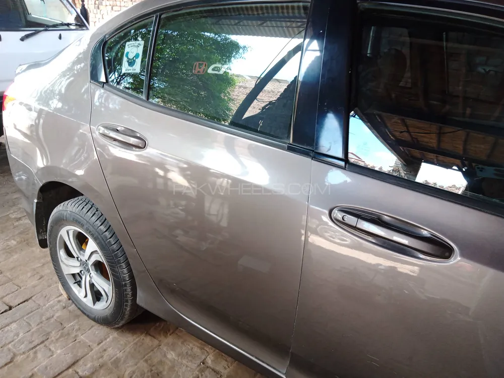 Honda City 2014 for Sale in Khanewal Image-1