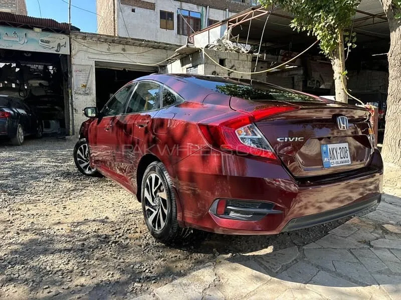 Honda Civic 2018 for Sale in Nowshera Image-1