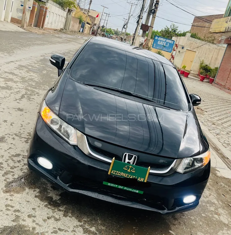 Honda Civic 2014 for Sale in Multan Image-1