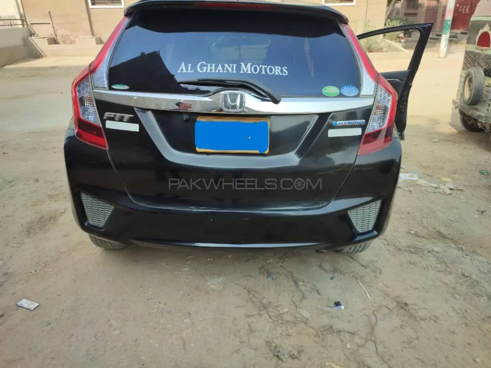 Honda Fit 2014 for Sale in Karachi Image-1