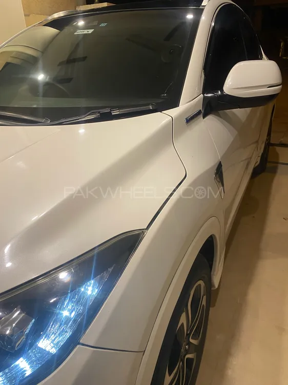 Honda Vezel 2016 for Sale in Rawalpindi Image-1
