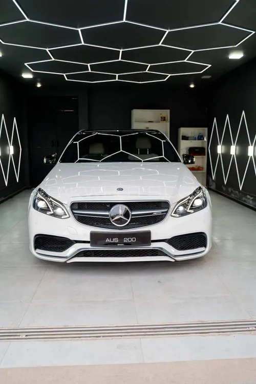 Mercedes Benz E Class 2014 for Sale in Karachi Image-1