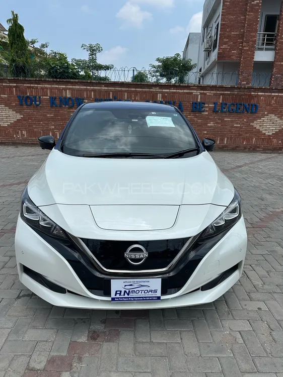 Nissan Leaf 2021 for Sale in Lahore Image-1