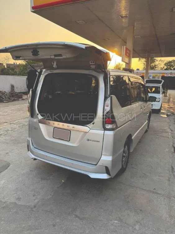Nissan Serena 2018 for Sale in Sialkot Image-1