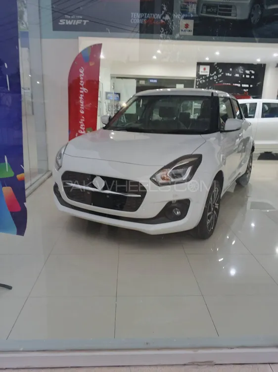 Suzuki Swift 2025 for Sale in Lahore Image-1