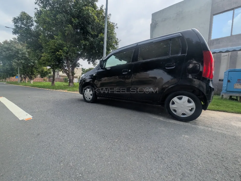 Suzuki Wagon R 2017 for Sale in Lahore Image-1