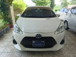 Toyota Aqua S 2015 for Sale