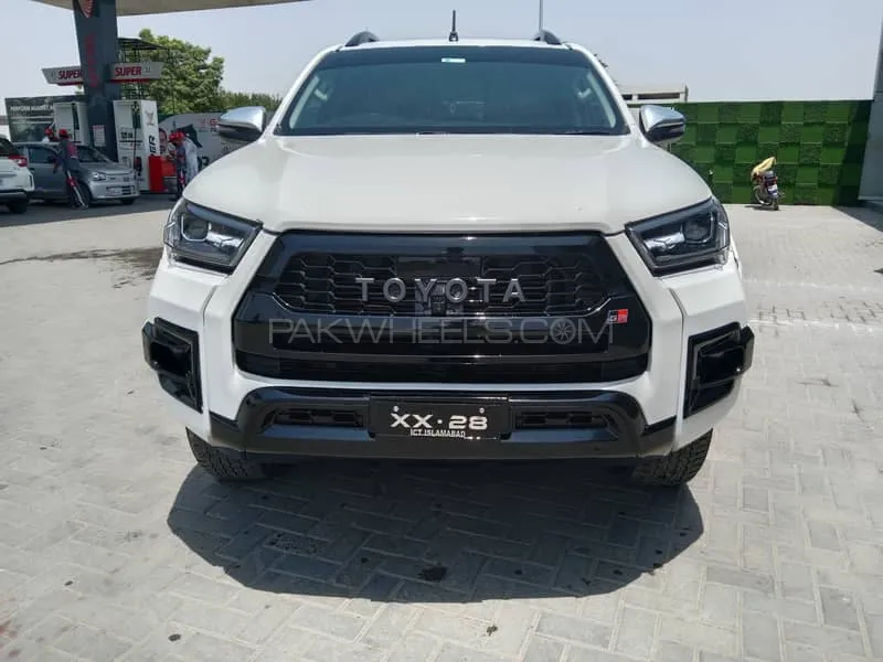 Toyota Hilux 2021 for Sale in Mirpur A.K. Image-1