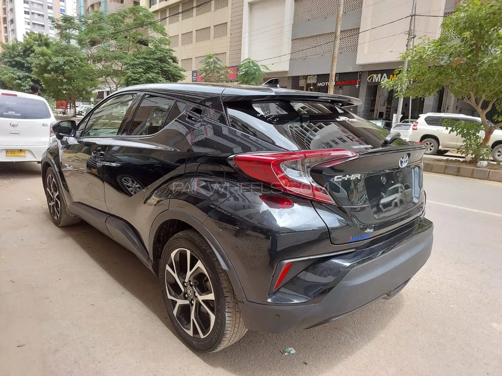 Toyota C-HR 2018 for Sale in Karachi Image-1
