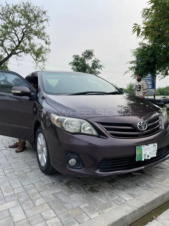 Toyota Corolla 2013 for Sale in Sialkot Image-1