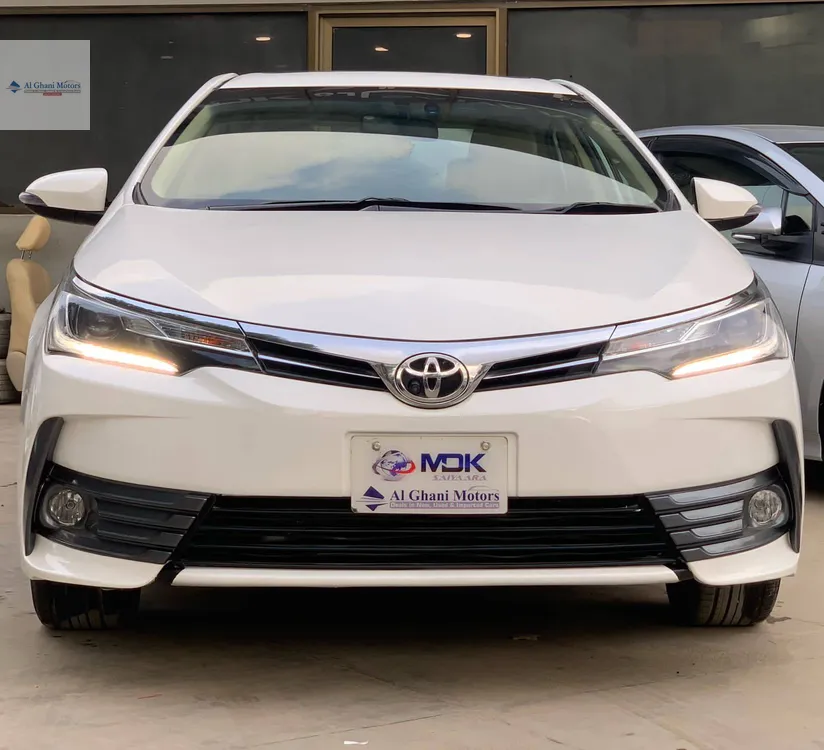 Toyota Corolla 2019 for Sale in Karachi Image-1