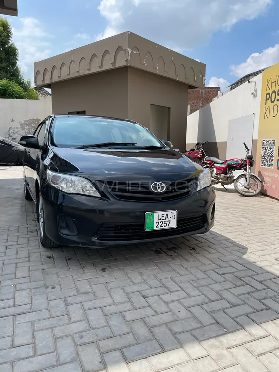 Toyota Corolla 2011 for Sale in Gojra Image-1
