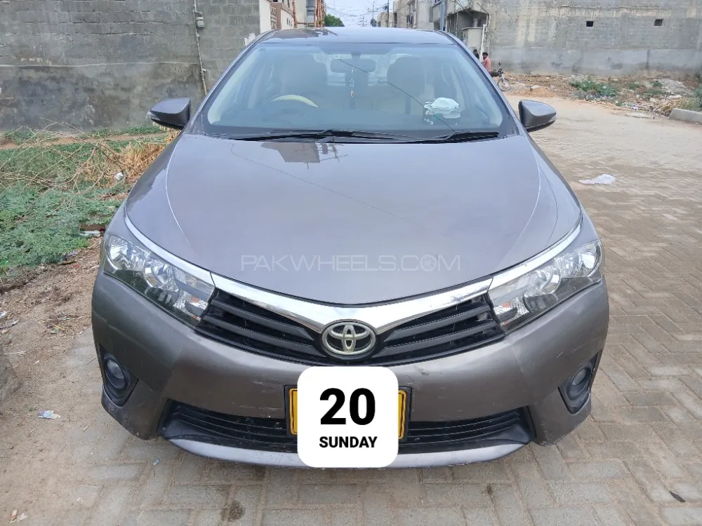 Toyota Corolla 2014 for Sale in Karachi Image-1