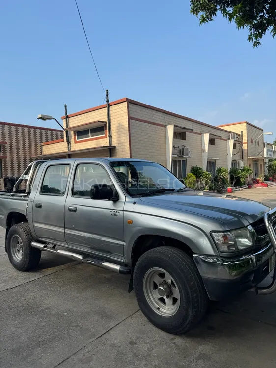Toyota Hilux 2006 for Sale in Mirpur A.K. Image-1
