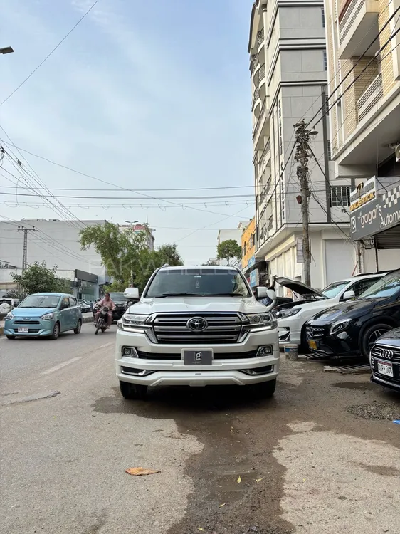 Toyota Land Cruiser 2016 for Sale in Karachi Image-1
