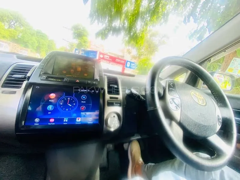 Toyota Prius 2007 for Sale in Lahore Image-1