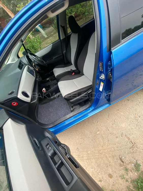 Toyota Vitz 2017 for Sale in Sialkot Image-1