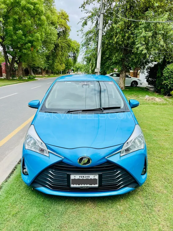 Toyota Vitz 2017 for Sale in Bahawalpur Image-1