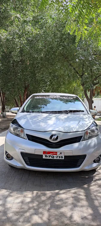 Toyota Vitz 2016 for Sale in Sukkur Image-1