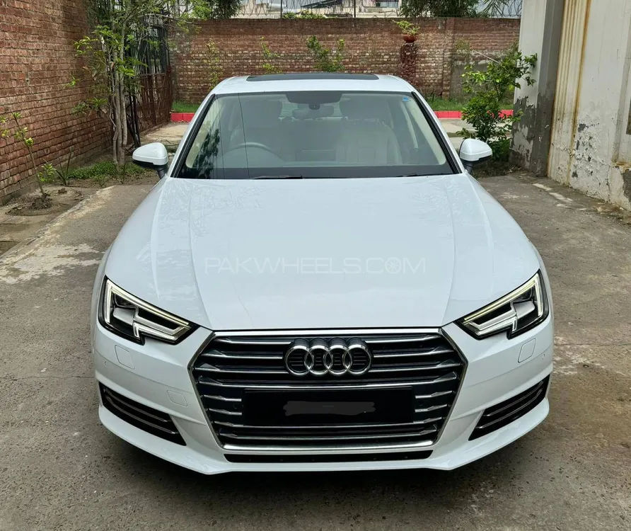 Audi A4 2017 for Sale in Faisalabad Image-1