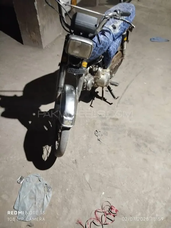 Crown CR 70 Self Start 2010 for Sale Image-1