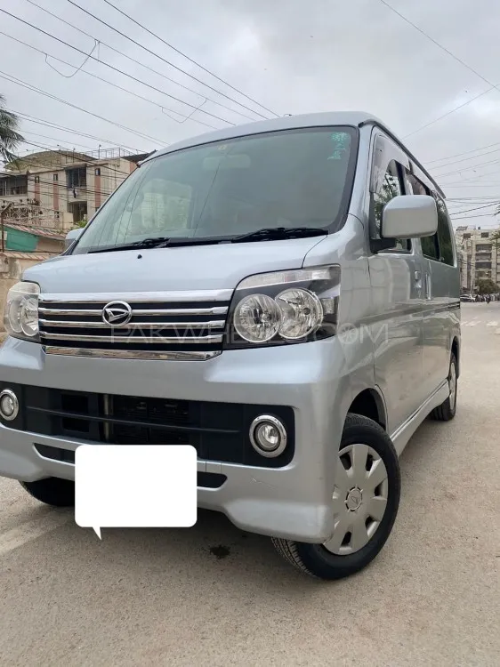 Daihatsu Atrai Wagon 2017 for Sale in Karachi Image-1