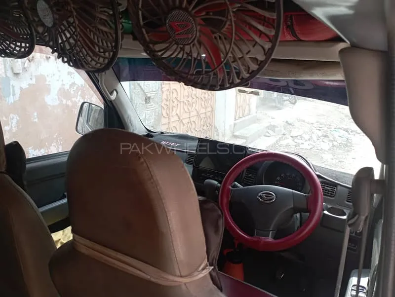 Daihatsu Hijet 2013 for Sale in Karachi Image-1