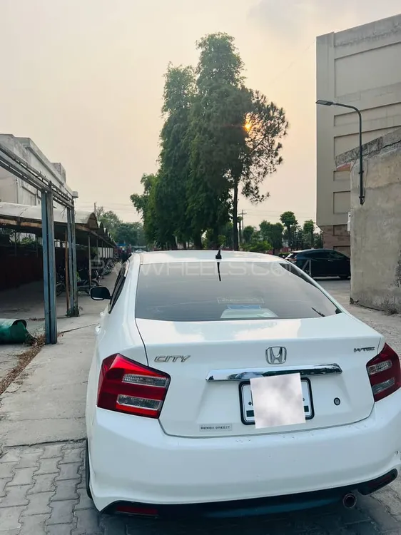Honda City 2016 for Sale in Gujranwala Image-1