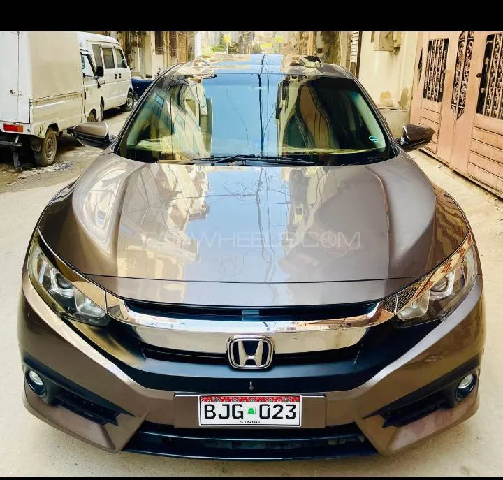 Honda Civic 2017 for Sale in Karachi Image-1
