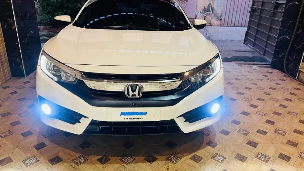 Honda Civic 2018 for Sale in Lahore Image-1
