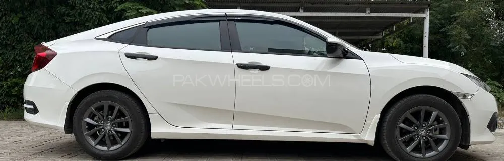 Honda Civic 2021 for Sale in Peshawar Image-1