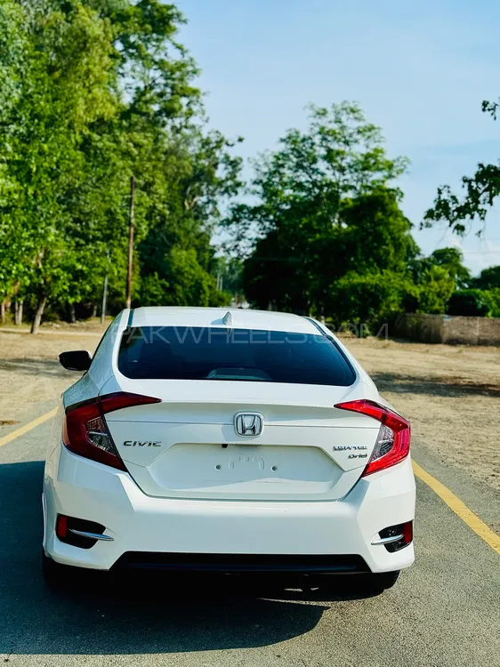 Honda Civic 2022 for Sale in Piplan Image-1