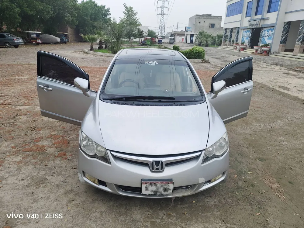 Honda Civic 2010 for Sale in Gojra Image-1