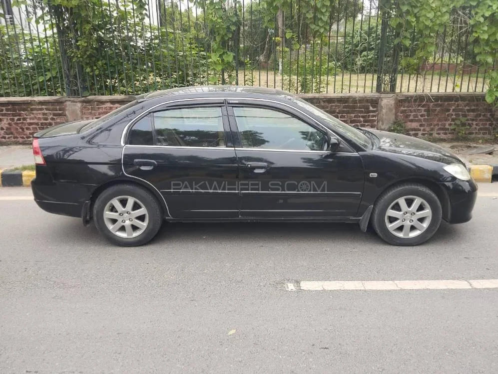 Honda Civic 2005 for Sale in Lahore Image-1