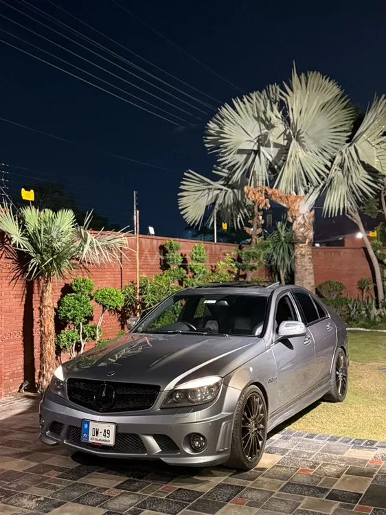Mercedes Benz C Class 2010 for Sale in Lahore Image-1