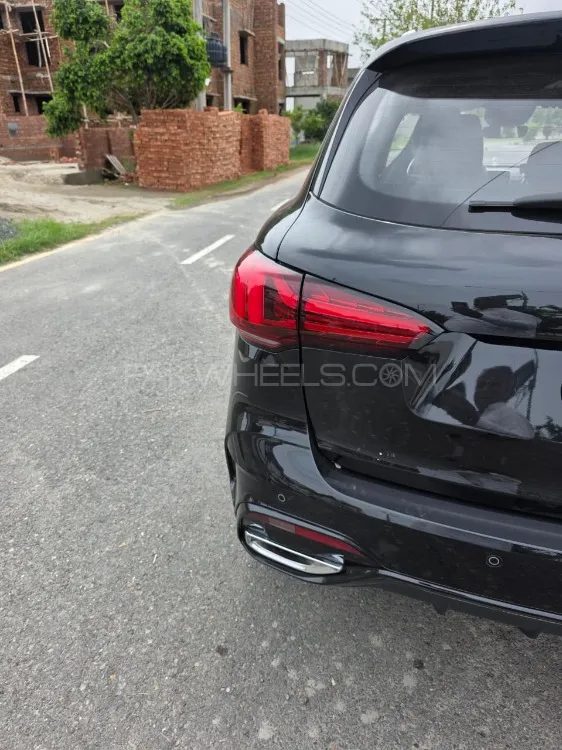 MG HS 2025 for Sale in Lahore Image-1