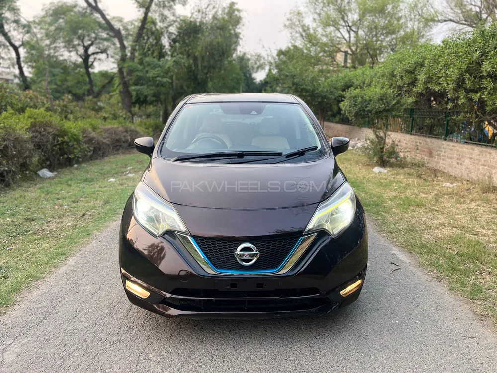 Nissan Note 2019 for Sale in Lahore Image-1