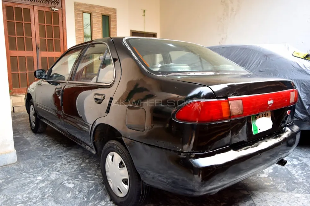 Nissan Sunny 1998 for Sale in Lahore Image-1