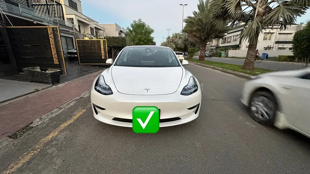 Tesla Model 3 2020 for Sale in Lahore Image-1