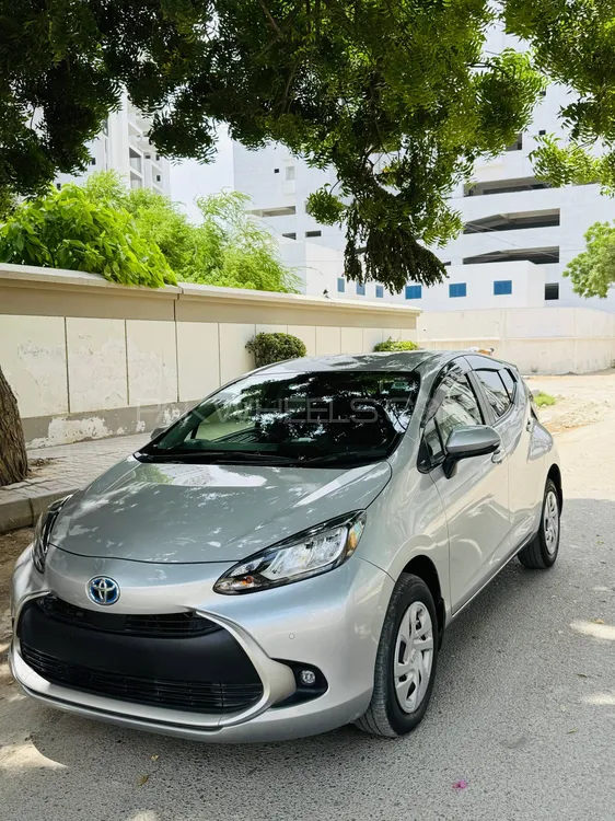 Toyota Aqua 2021 for Sale in Karachi Image-1