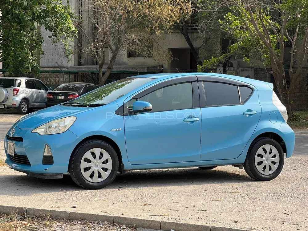 Toyota Aqua 2013 for Sale in Islamabad Image-1
