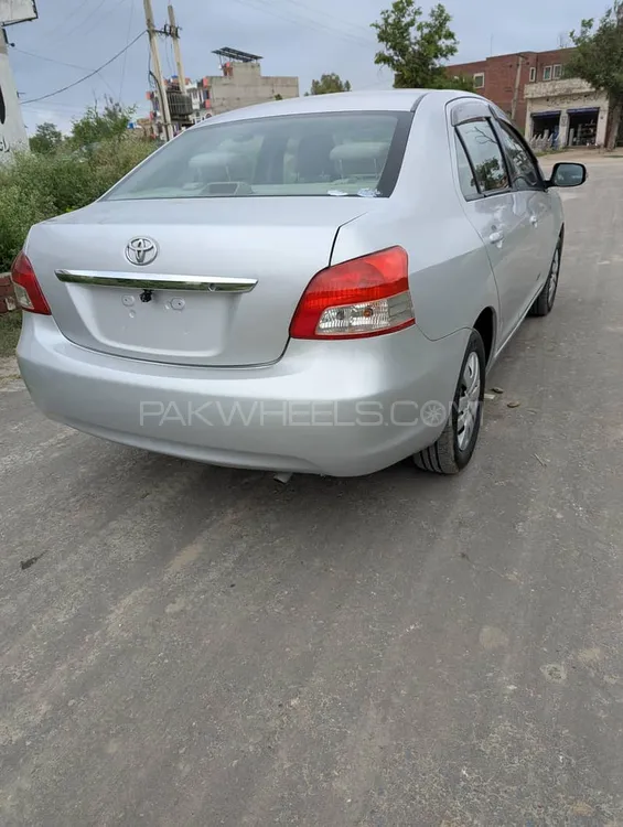 Toyota Belta 2011 for Sale in Pasrur Image-1