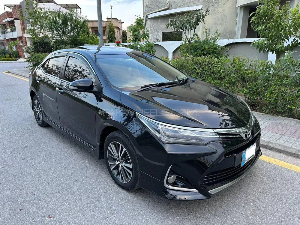 Toyota Corolla 2018 for Sale in Lahore Image-1