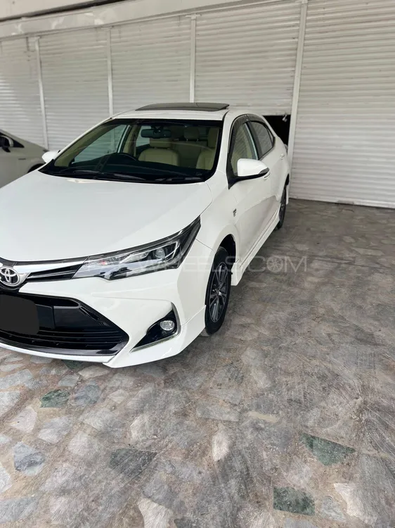 Toyota Corolla 2021 for Sale in Peshawar Image-1