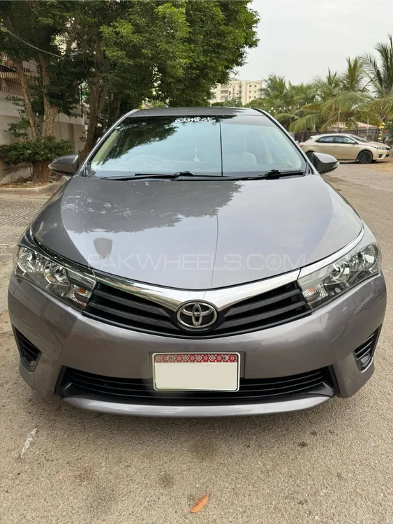 Toyota Corolla 2015 for Sale in Karachi Image-1