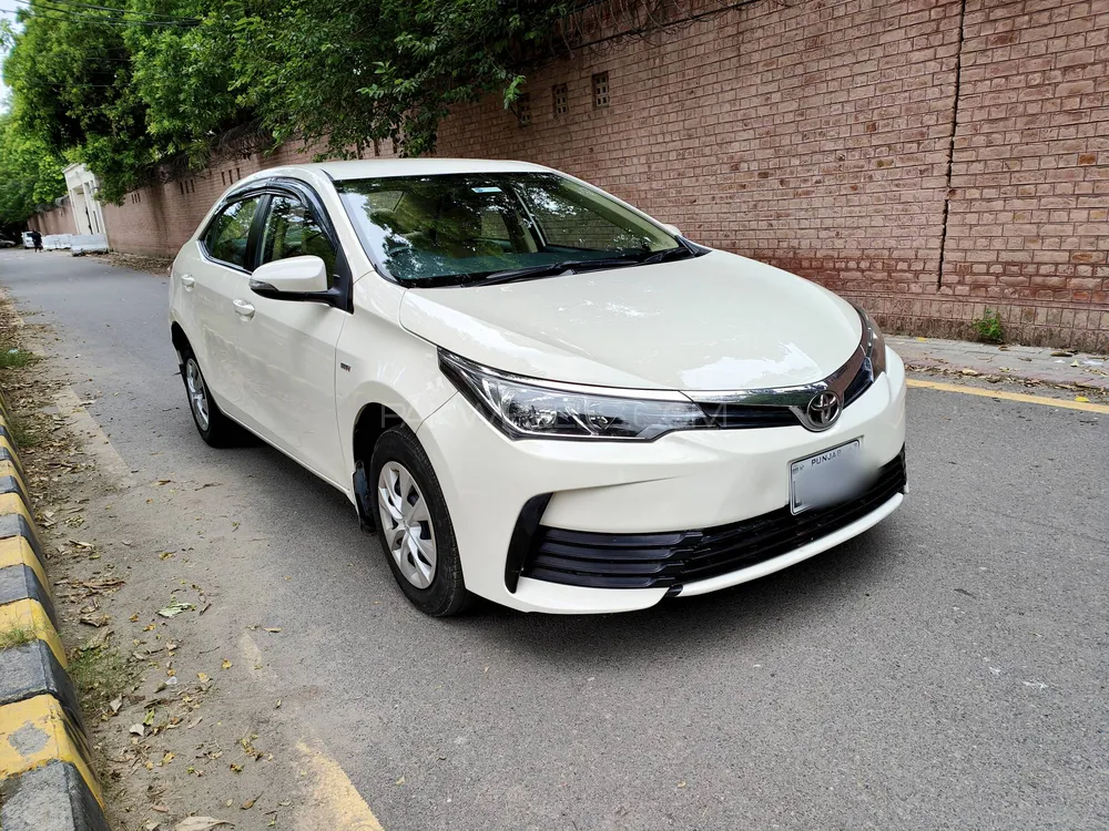 Toyota Corolla 2019 for Sale in Lahore Image-1