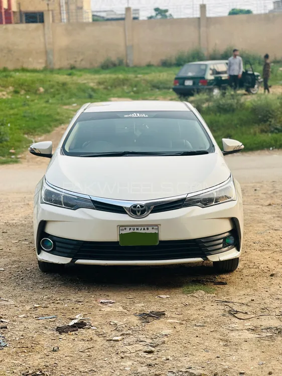 Toyota Corolla 2018 for Sale in Islamabad Image-1