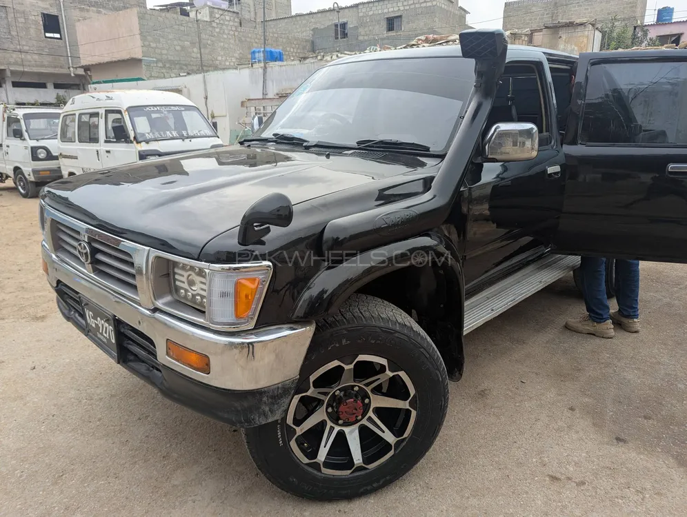 Toyota Hilux 1997 for Sale in Karachi Image-1
