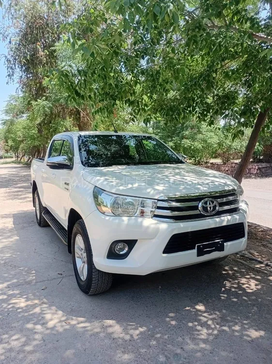 Toyota Hilux 2019 for Sale in Islamabad Image-1